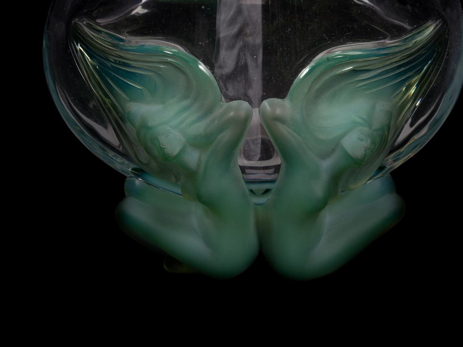 A Lalique Antinea Vase