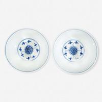 A pair of Chinese blue and white porcelain bowls 青花缠枝莲纹碗一对 Daoguang mark and probably of the period ??? ????