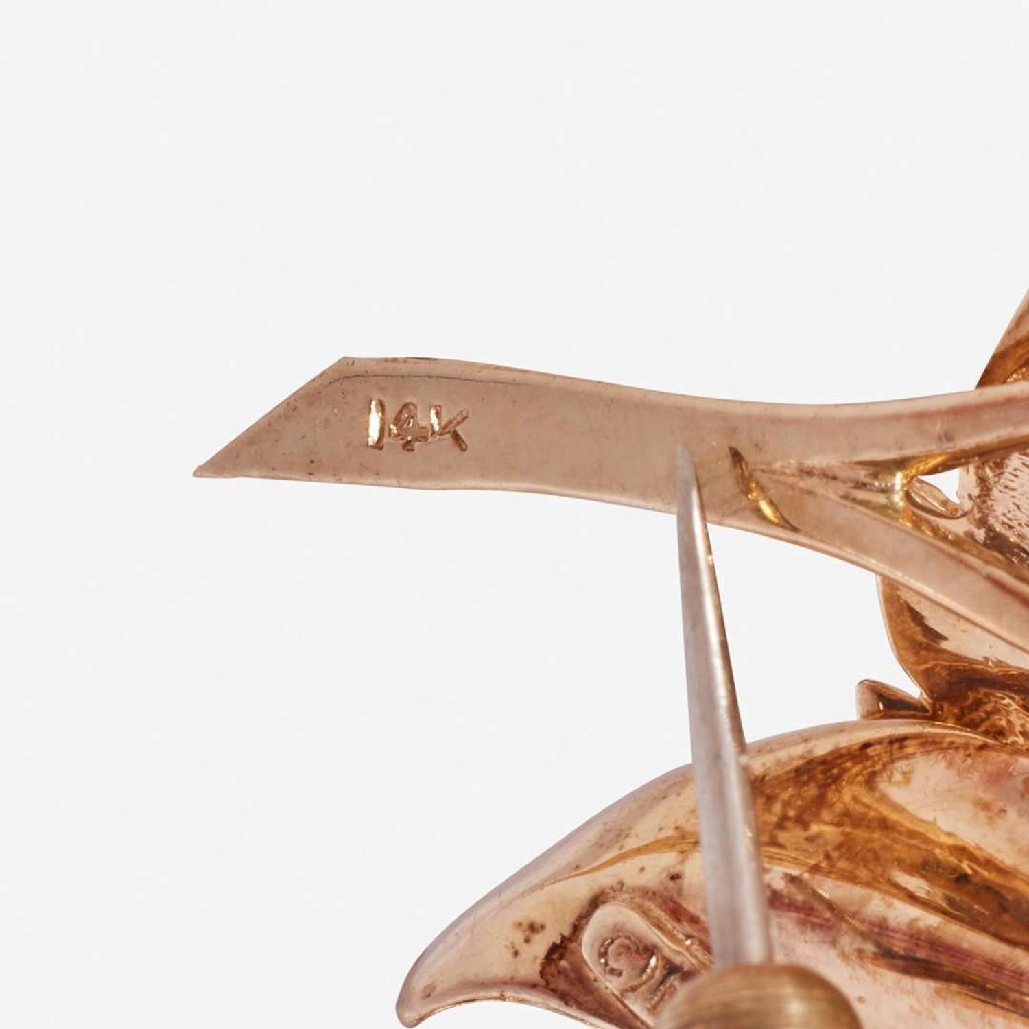A Robert Altman 14K Yellow Gold and Diamond Brooch