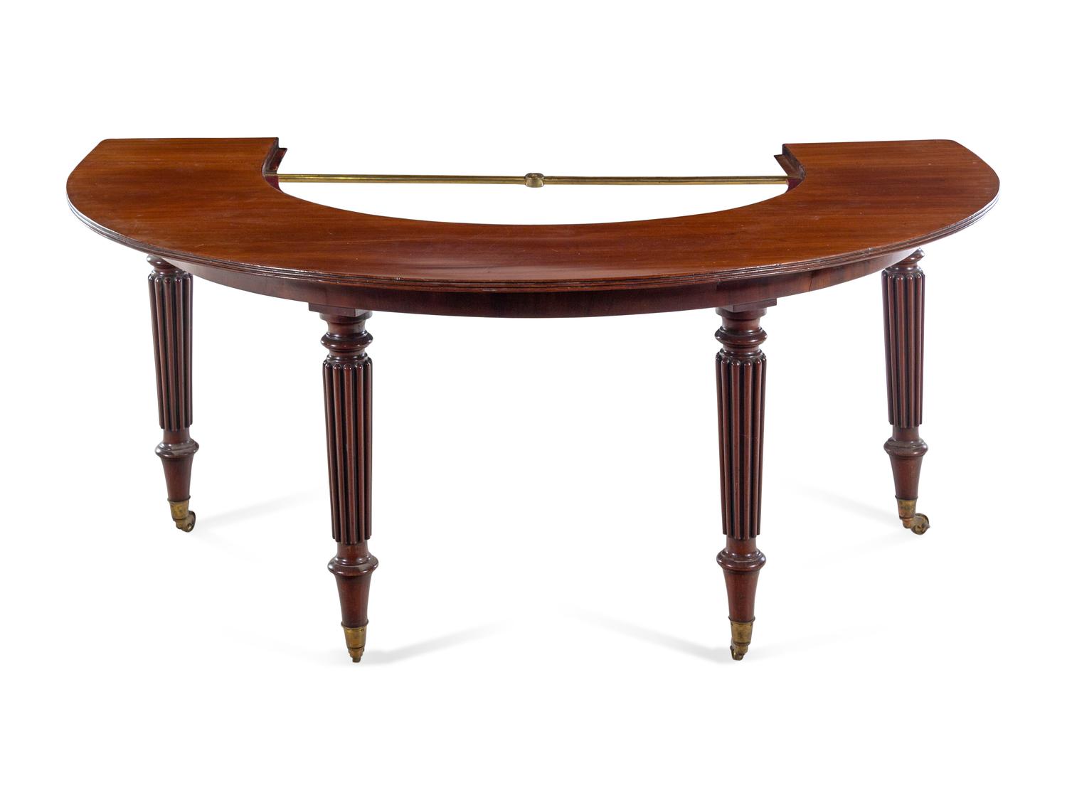 A Regency Mahogany Hunt Table