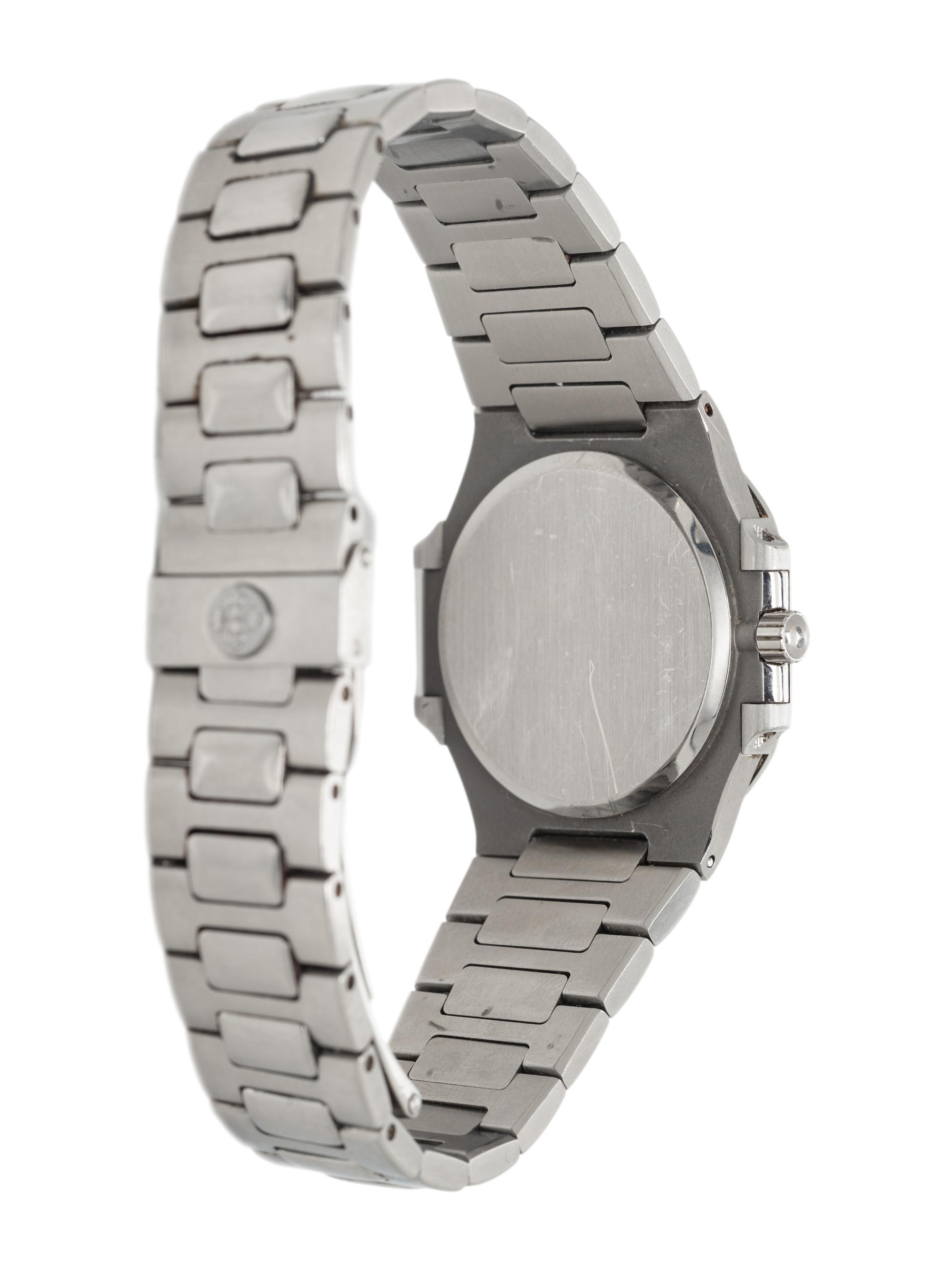 PATEK PHILIPPE. REF. 3900 STAINLESS STEEL 'NAUTILUS' WATCH