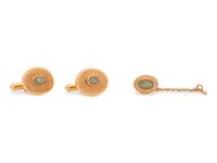 COLLECTION OF CAT'S EYE CHRYSOBERYL ACCESSORIES
