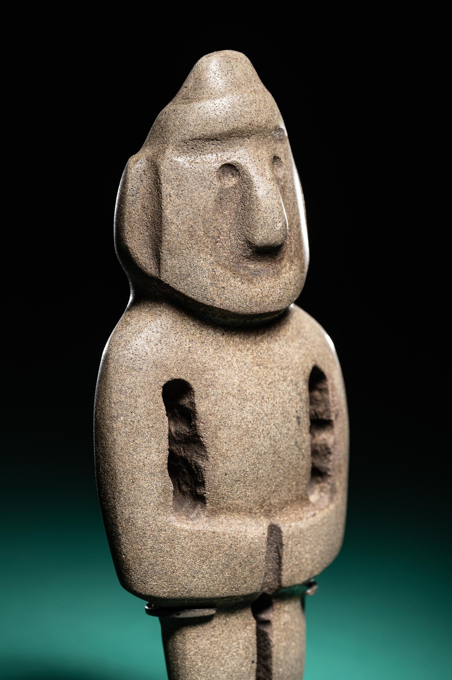 A Mezcala Metadiorite Figure with Headdress