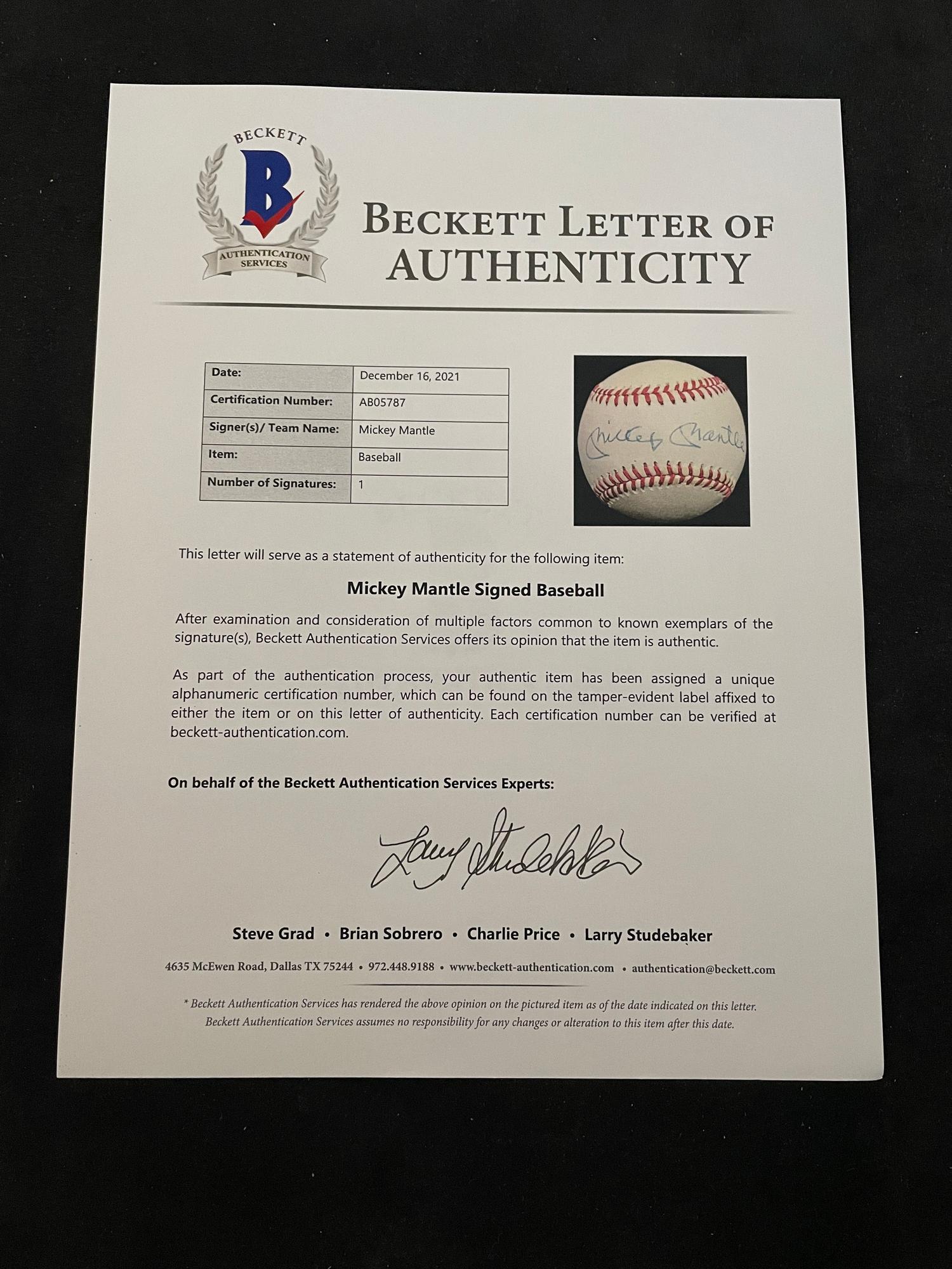 A Mickey Mantle Signed Autograph Baseball (Beckett Authentication Services Letter BAS Certified),