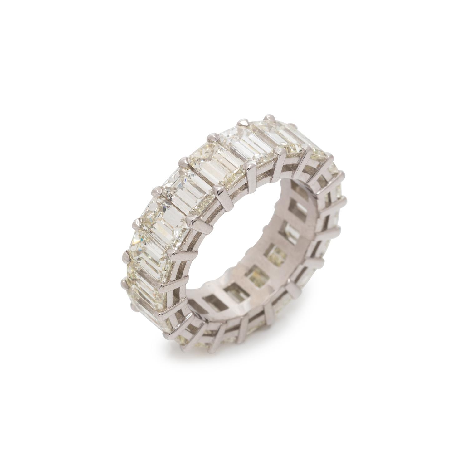 DIAMOND ETERNITY BAND