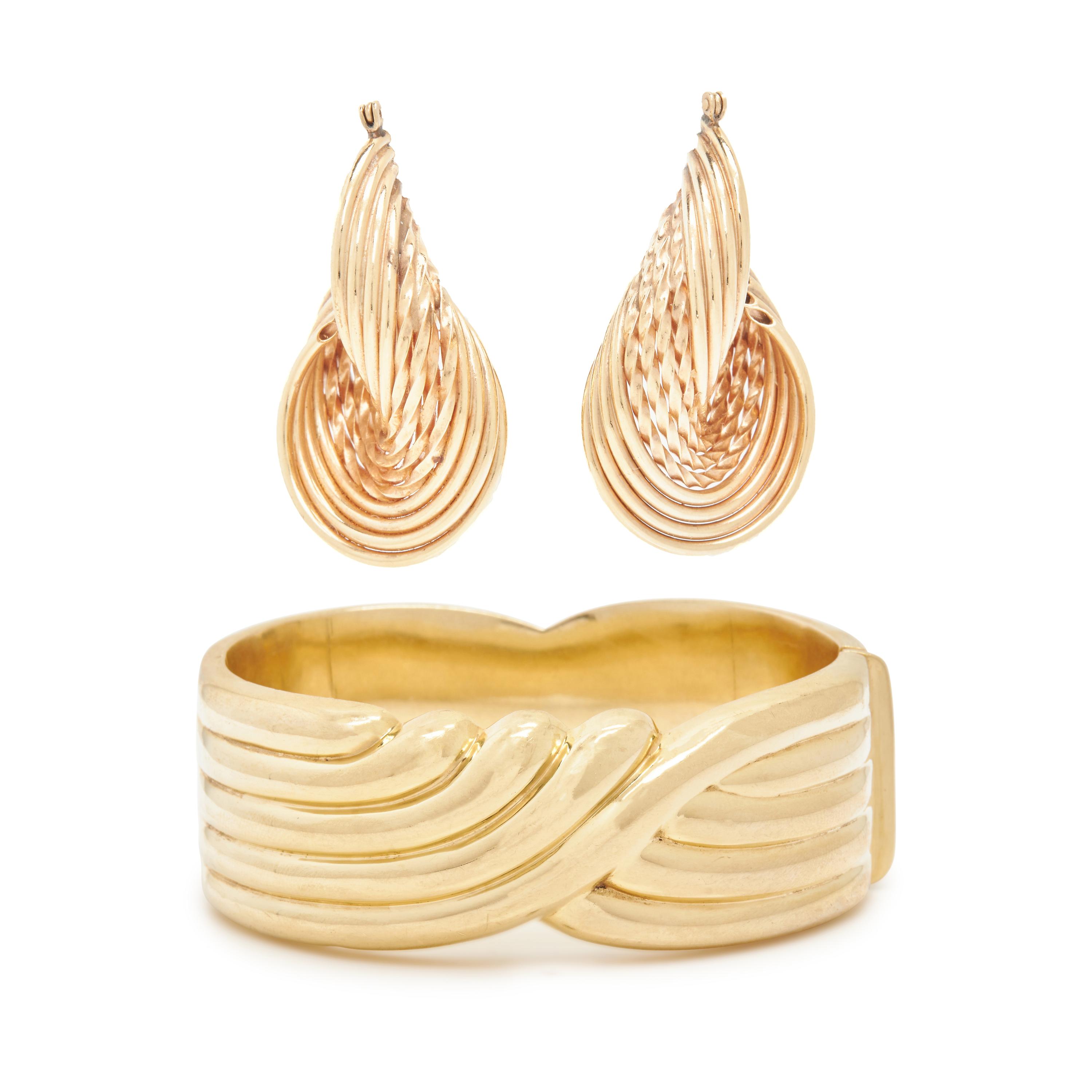 YELLOW GOLD BANGLE BRACELET AND EARRINGS