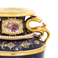 A Flight, Barr and Barr Worcester Porcelain Vase