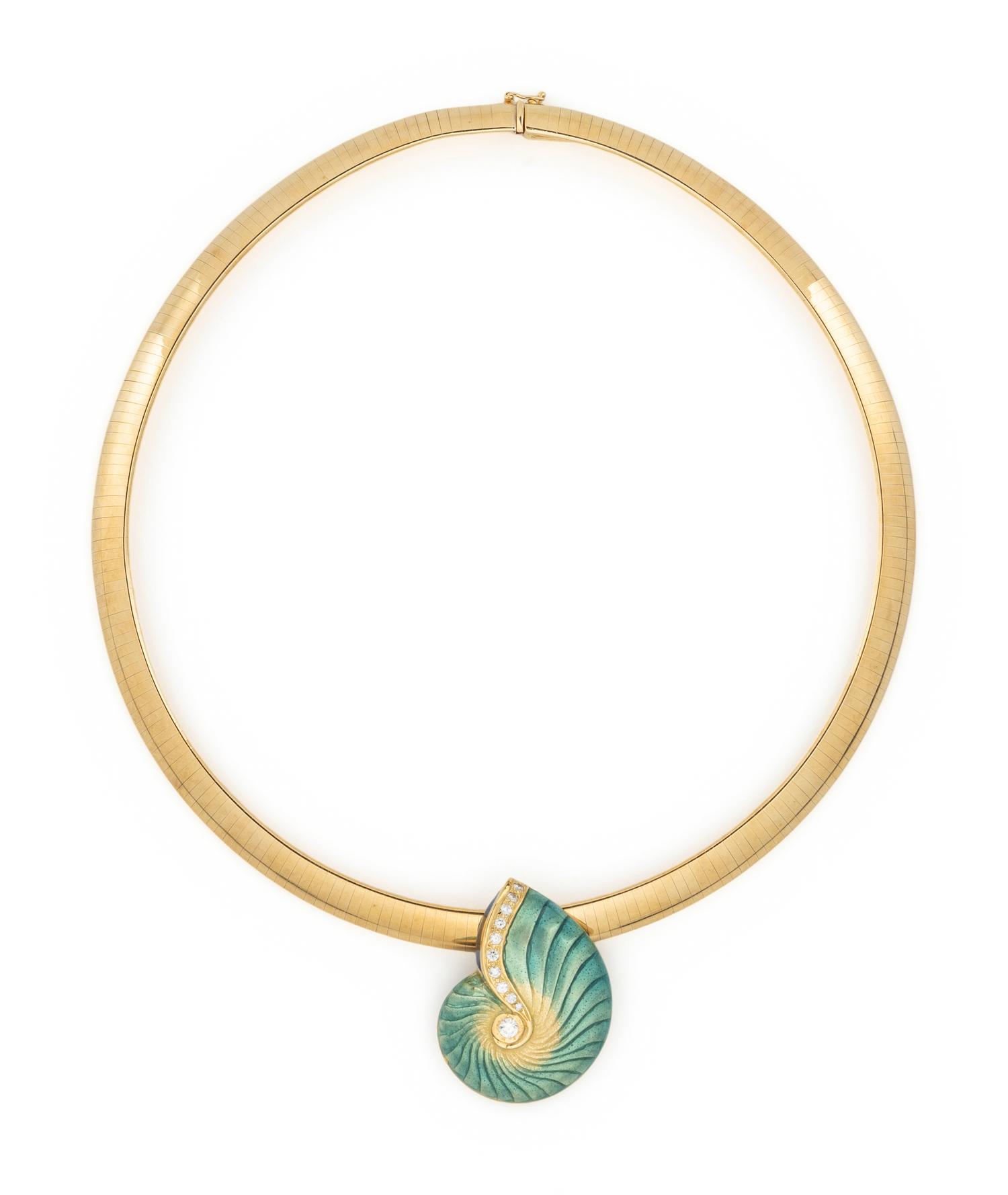 YELLOW GOLD, ENAMEL AND DIAMOND PENDANT NECKLACE