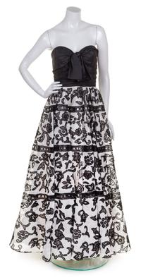 An Oscar de la Renta Black and White Embroidered Strapless Gown, Size: 10.