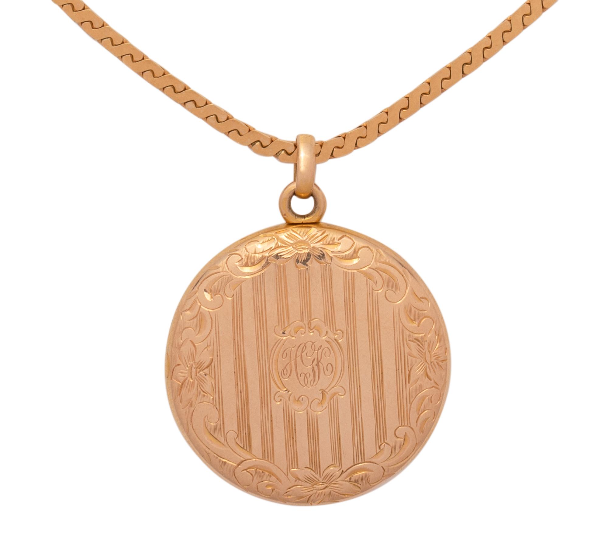 ART NOUVEAU, YELLOW GOLD AND DIAMOND LOCKET NECKLACE