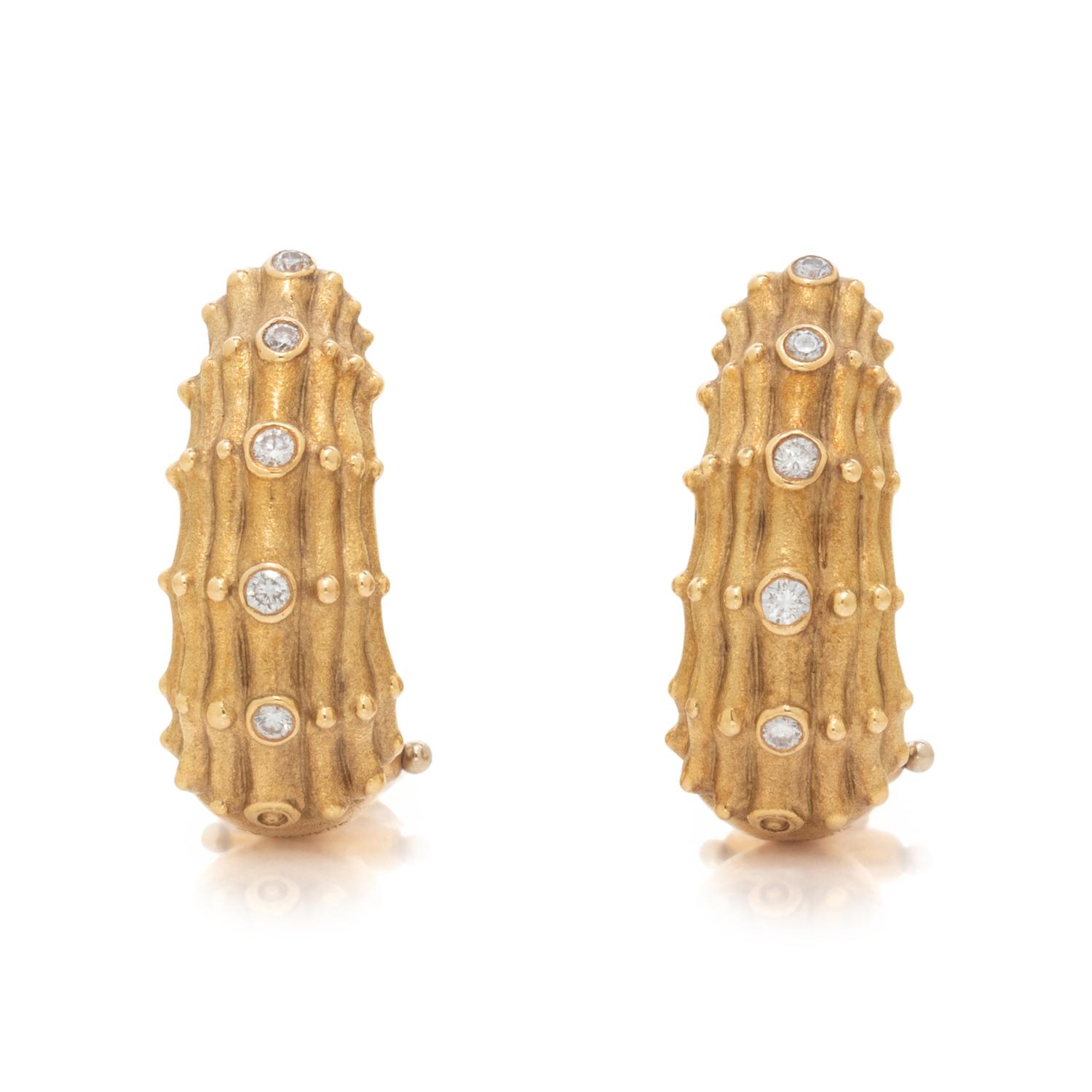 ALEX SEPKUS, YELLOW GOLD AND DIAMOND EARCLIPS