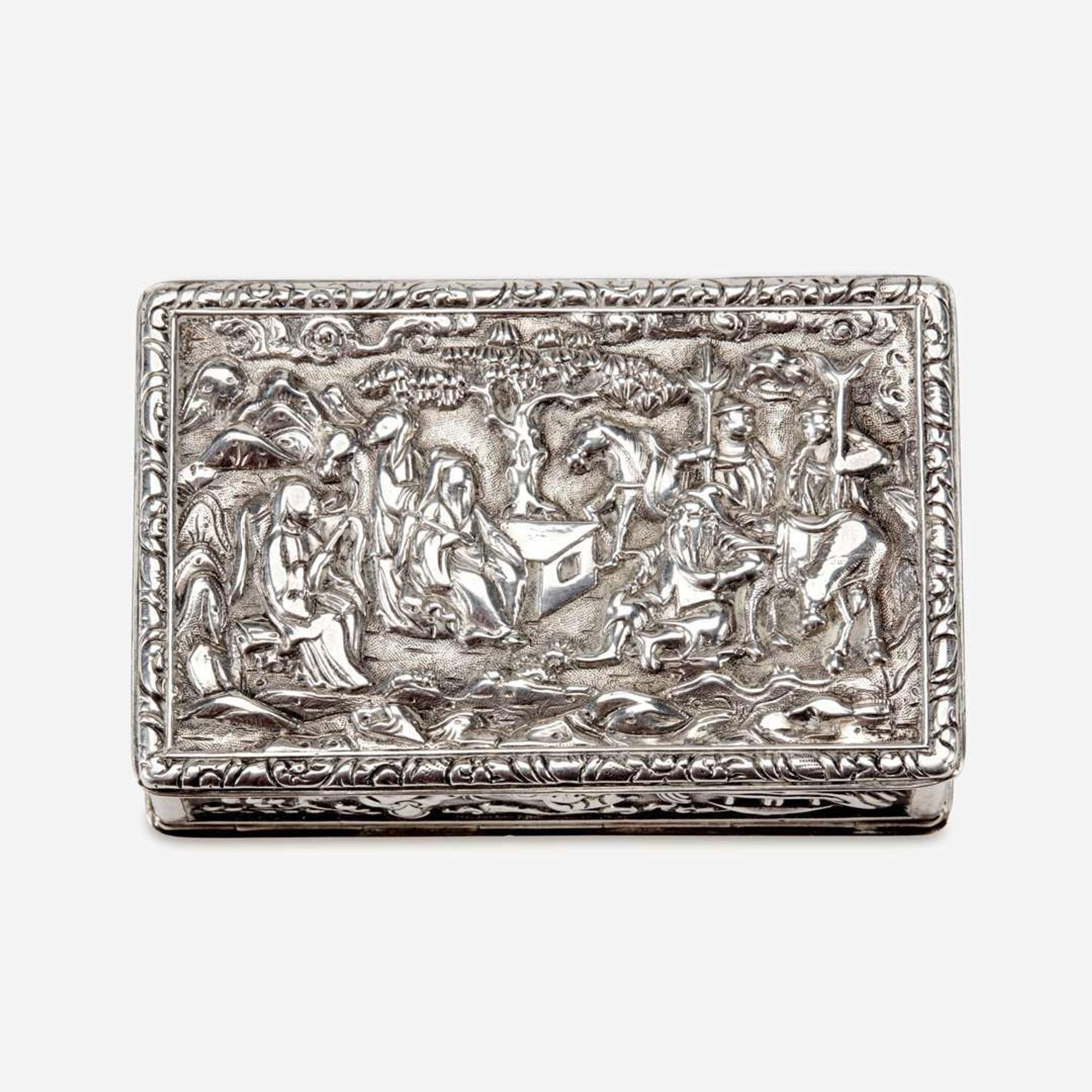 A Chinese export silver snuff box, Wongshing 中国出口银鼻烟盒 Canton, circa 1825-1840 ??? ?1825-1840?