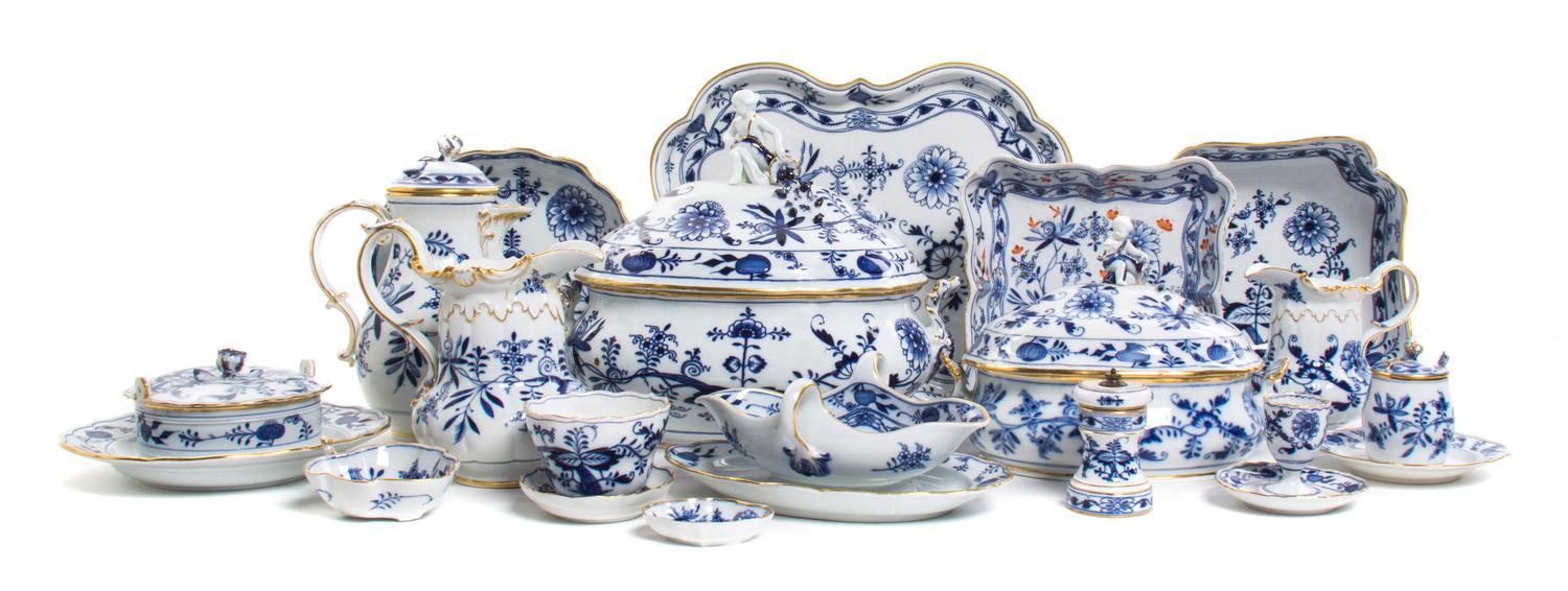 An Assembled Meissen Porcelain Dinner Service, Width of widest 14 inches.