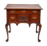 A Queen Anne Fan-Carved Cherrywood Dressing Table