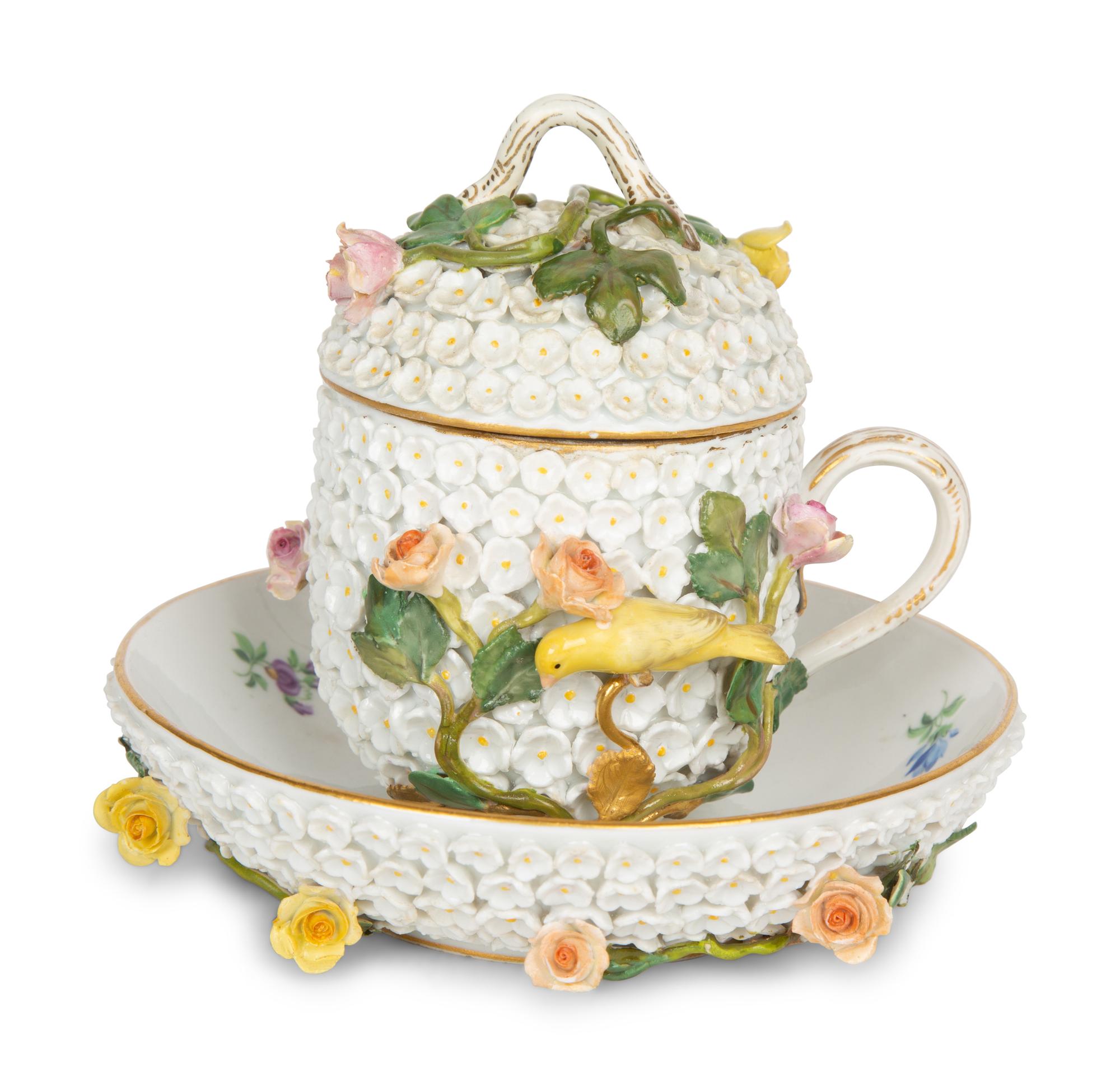A Meissen Porcelain Schneeballen Cup and Saucer — 19TH/20TH CENTURY