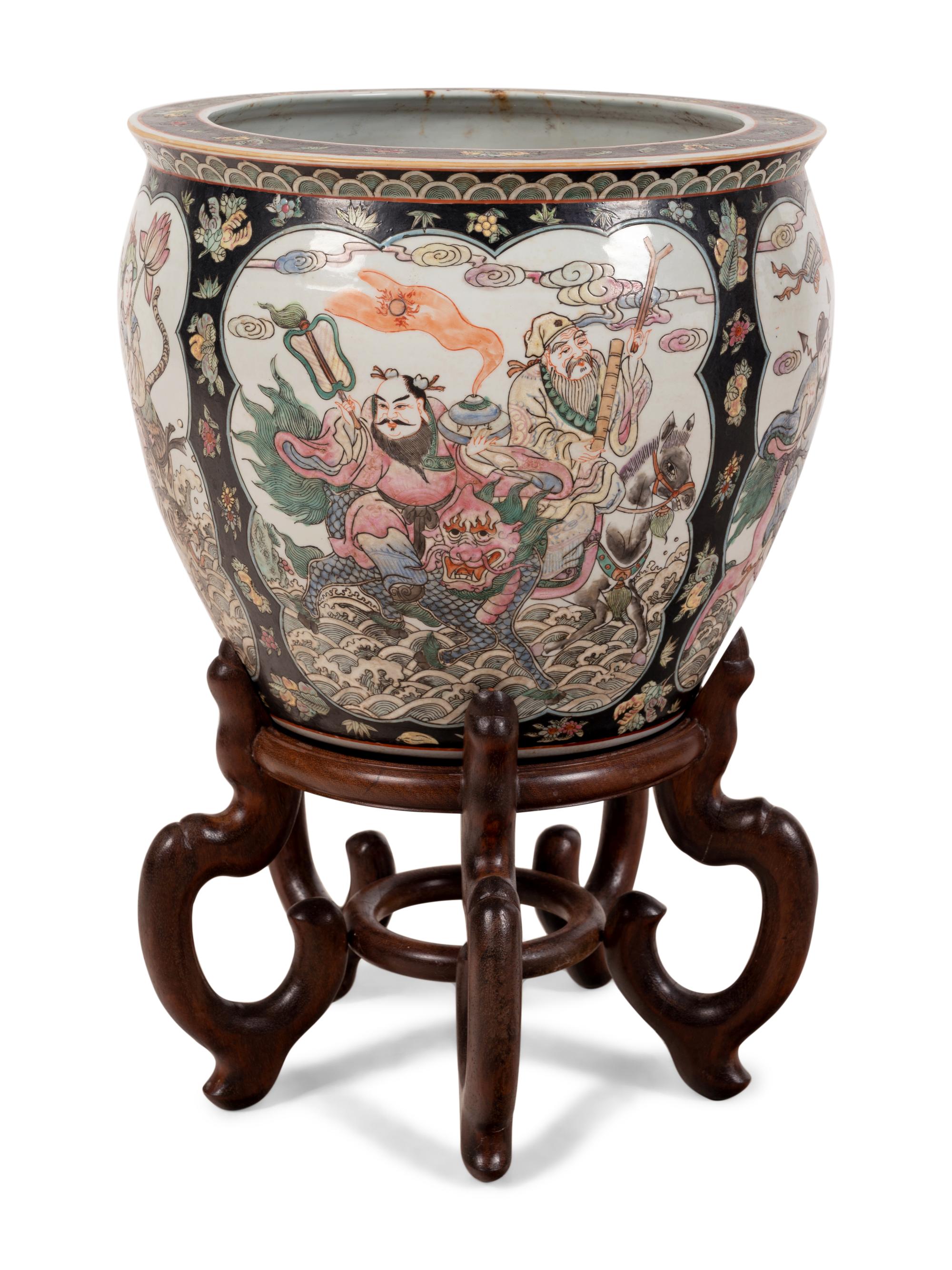 A Chinese Enameled Porcelain Jardinière