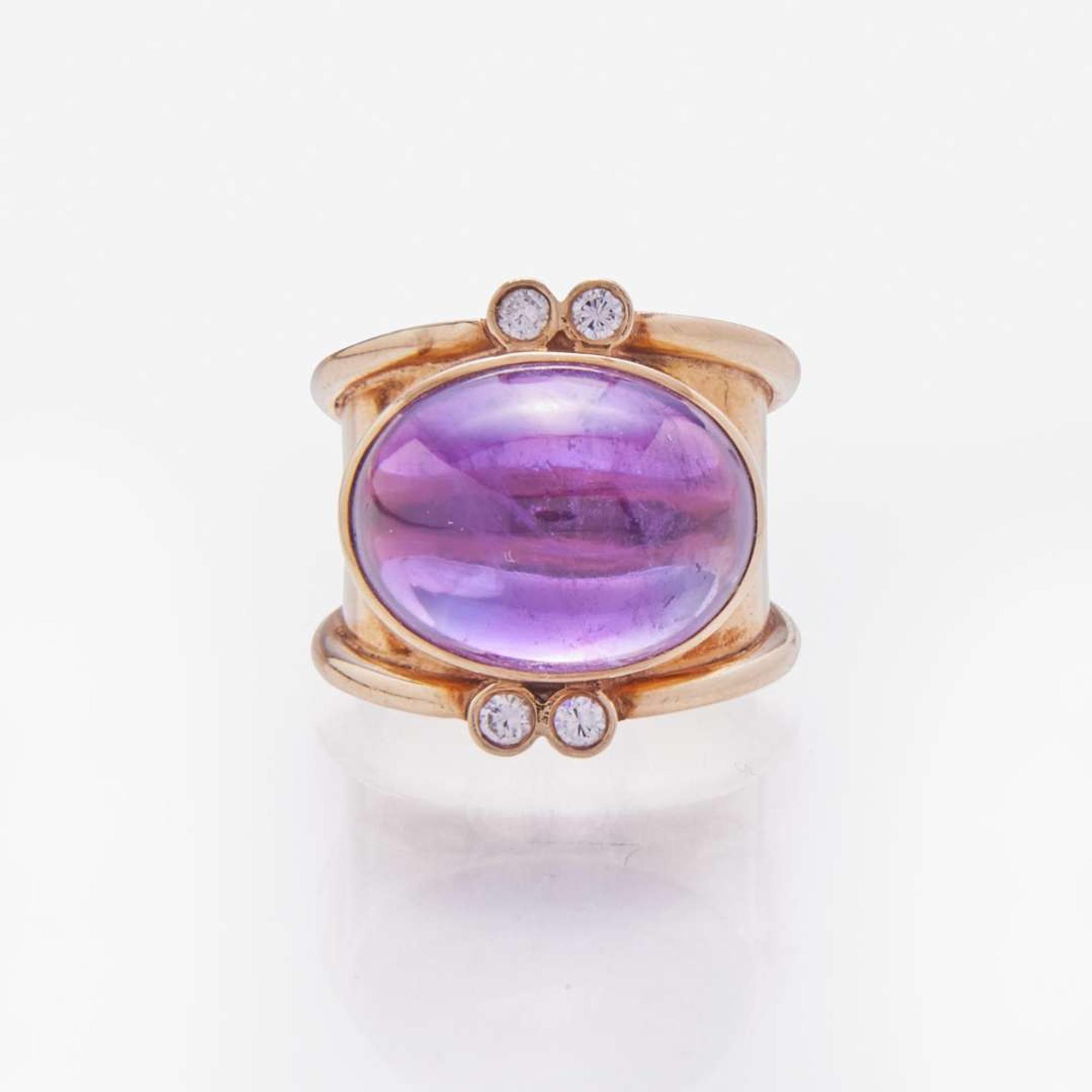 A 14K Yellow Gold, Amethyst, and Diamond Ring