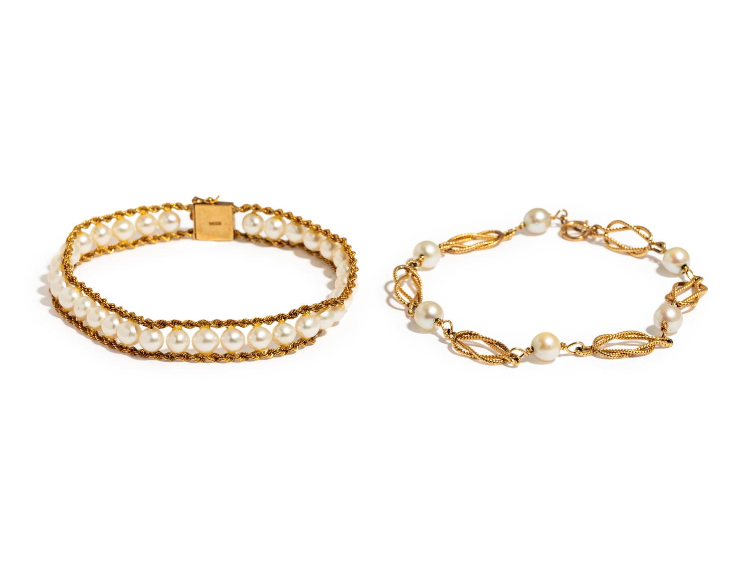 COLLECTION OF YELLOW GOLD AND CULTURED PEARL JEWELRY