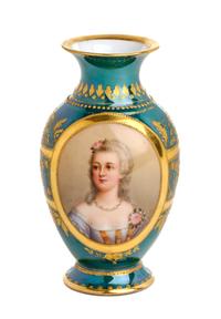 A Vienna Porcelain Cabinet Plate Height 5 1/4 inches. — 19TH CENTURY