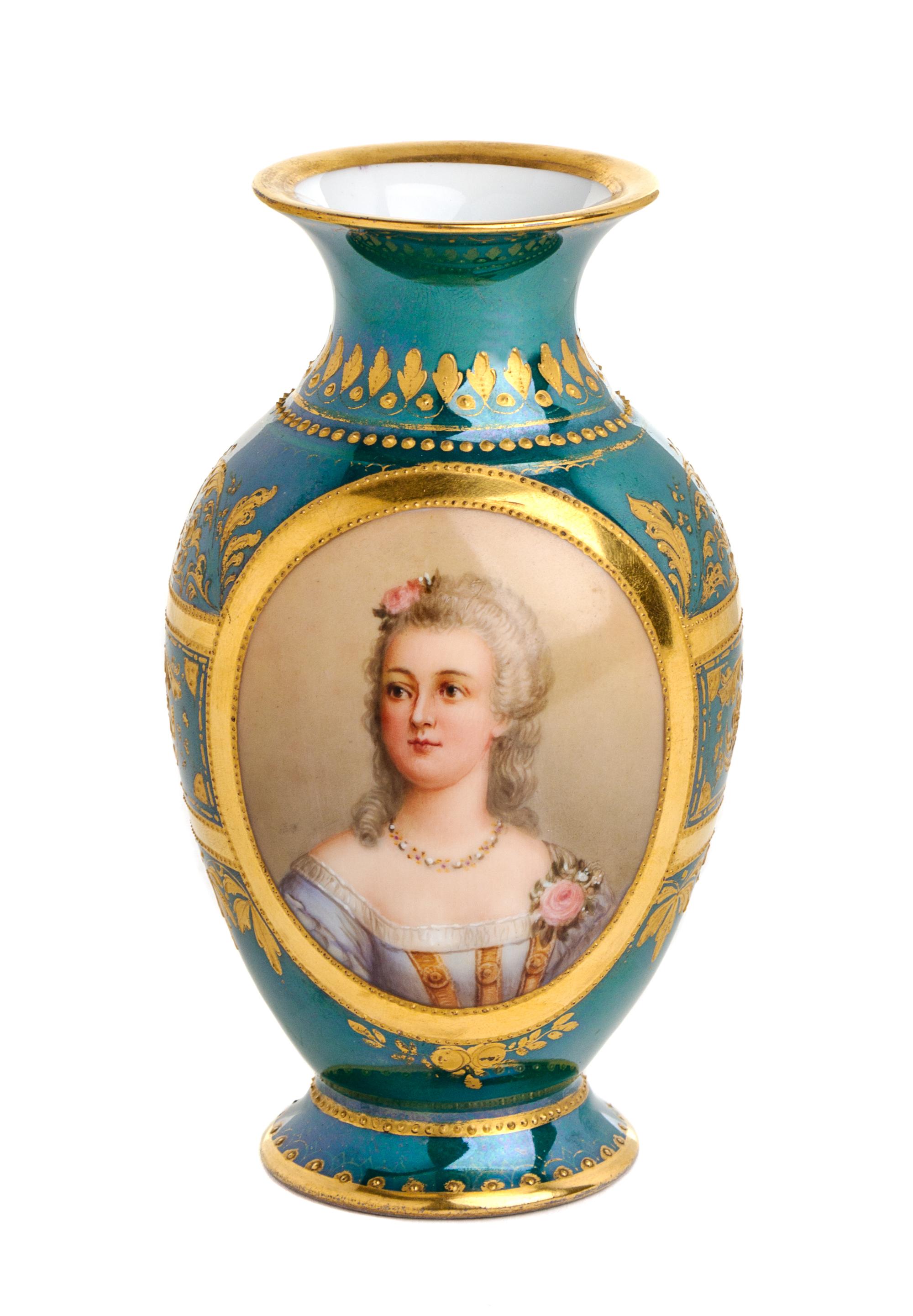 A Vienna Porcelain Cabinet Plate Height 5 1/4 inches. — 19TH CENTURY