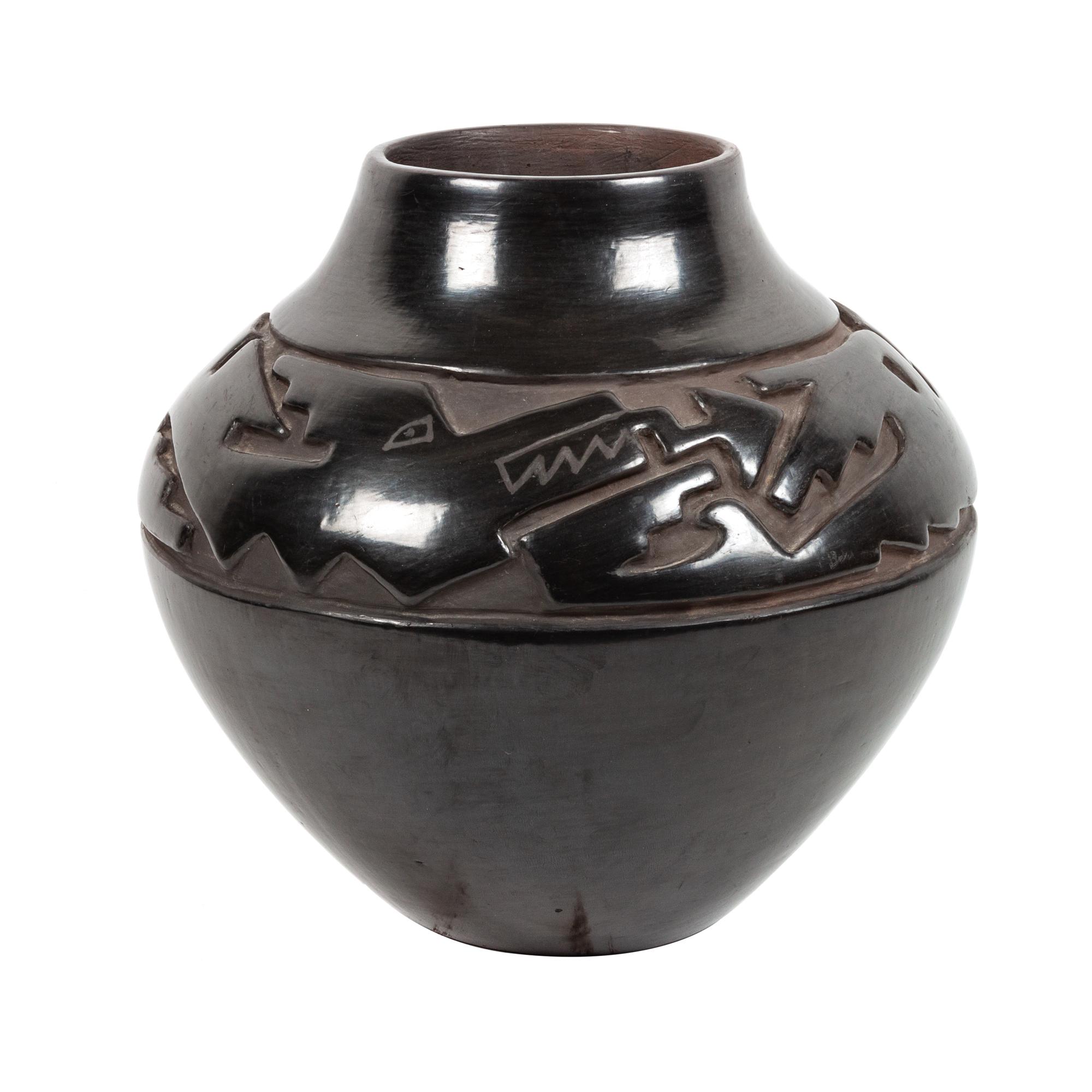 Blackware Storage Jar Lot is located and will ship from Denver, Colorado.