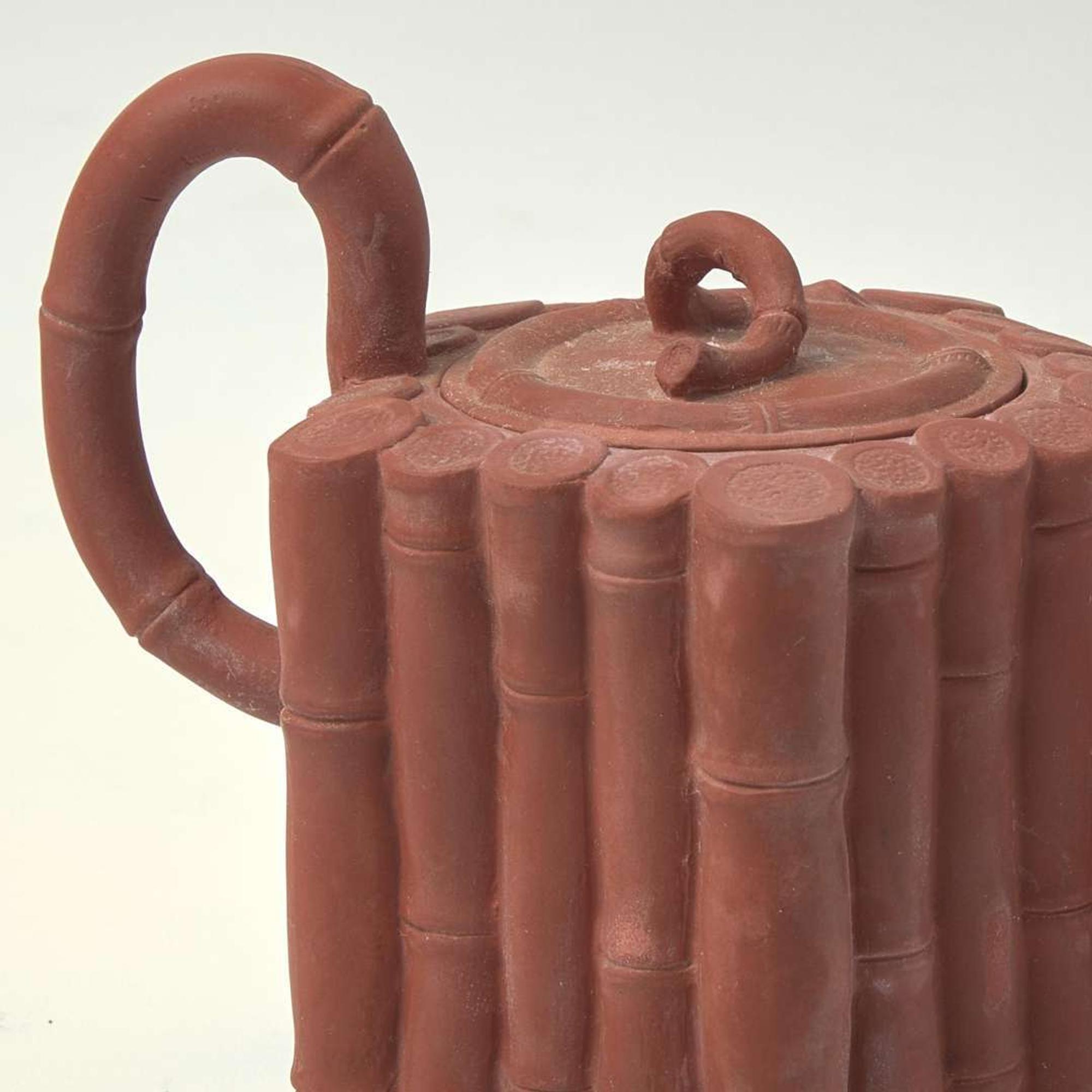 A Wedgwood Rosso Antico Teapot UK, 1780s