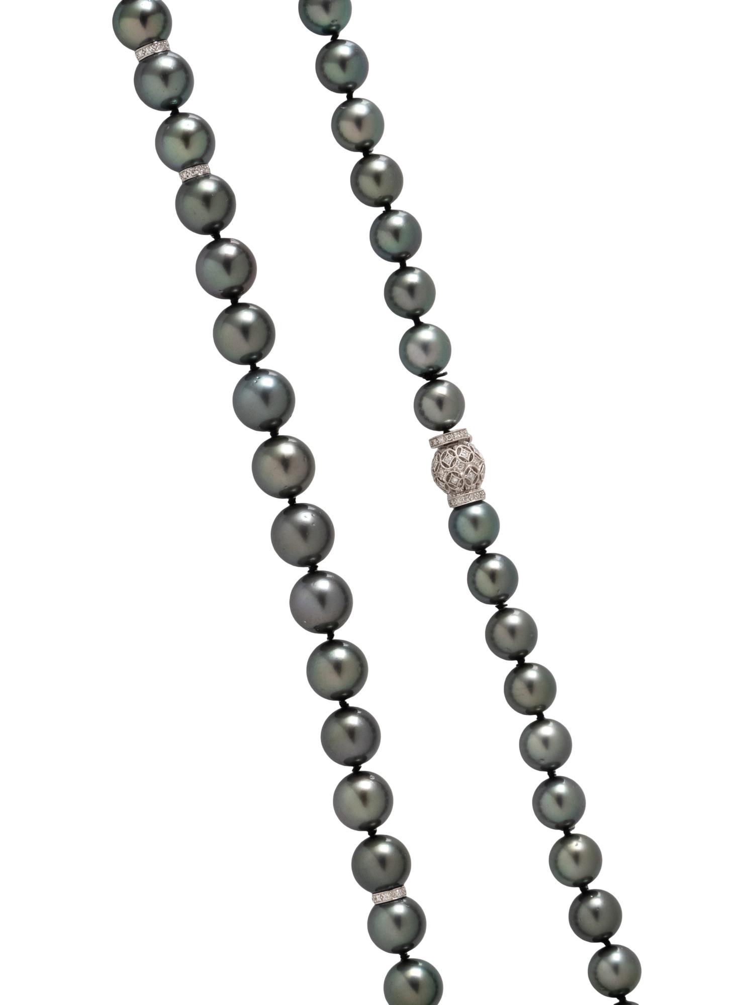 TAHITIAN CULTURED PEARL AND DIAMOND NECKLACE