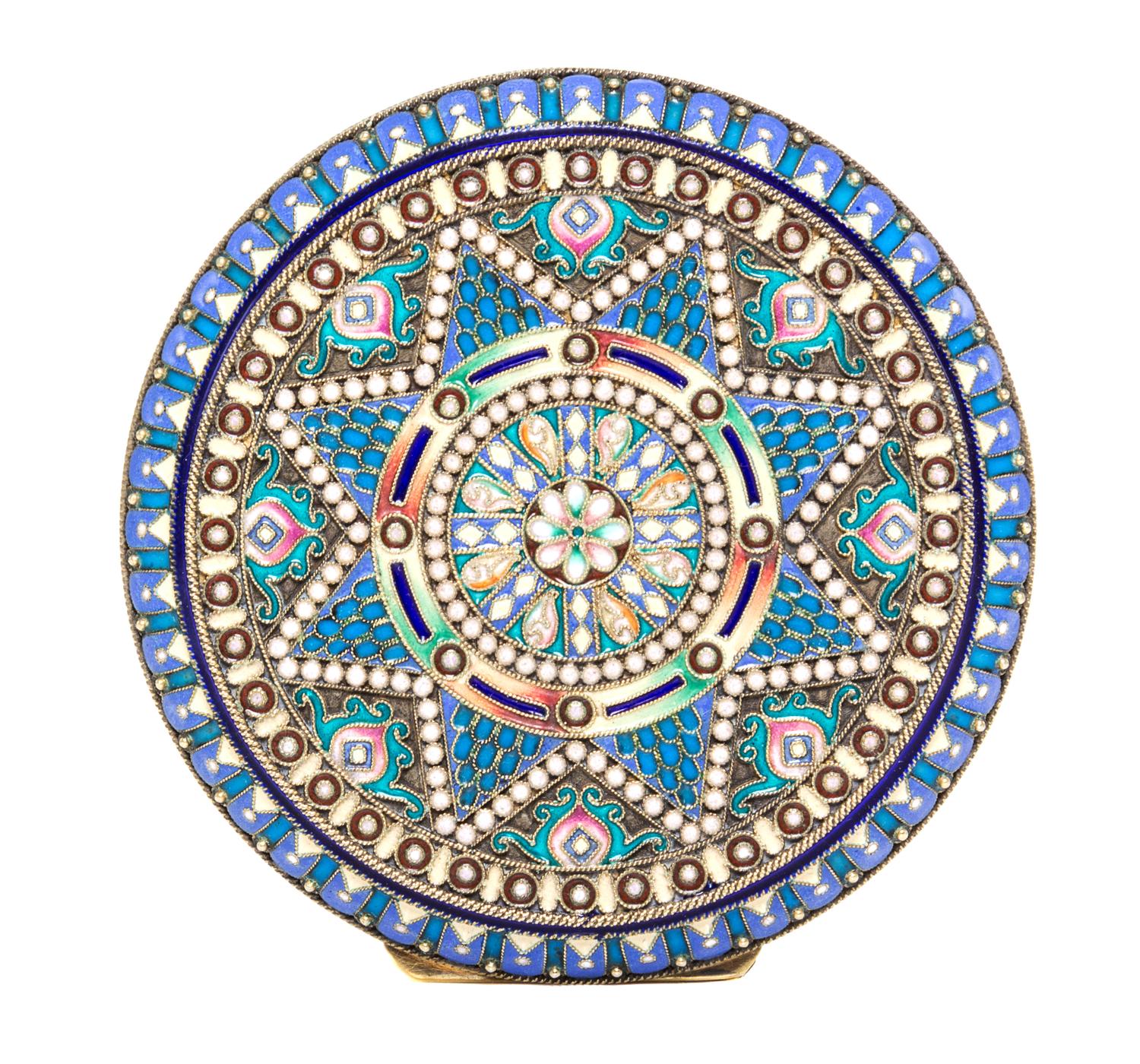 A Russian Enameled Gilt-Silver Box, Khlebnikov, St. Petersburg, 1908-1926, of cylindrical form with hinged lid and with polychrome flor
