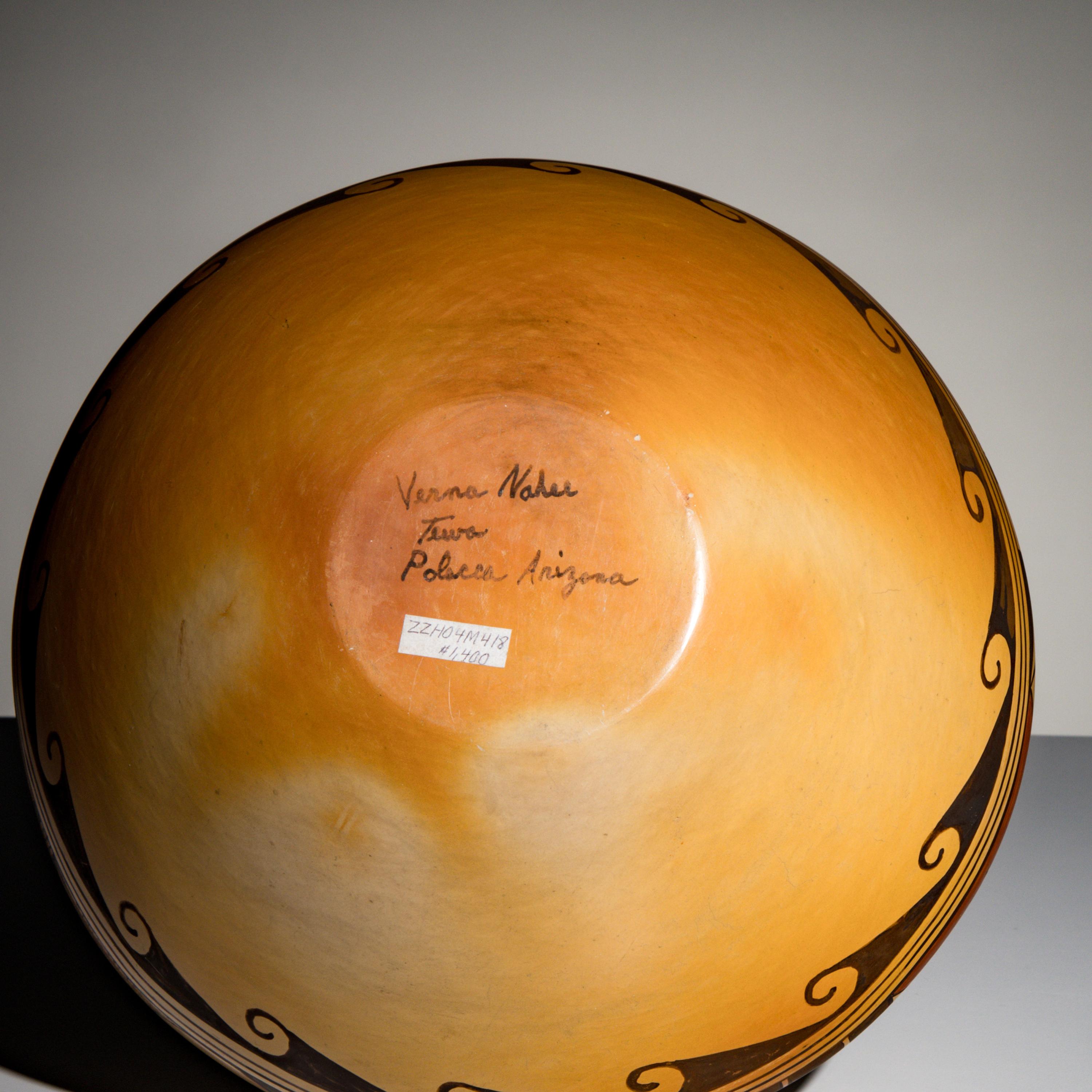 Verna Nahee (Hopi-Tewa, b. 1940) — Award Winning Pottery Jar