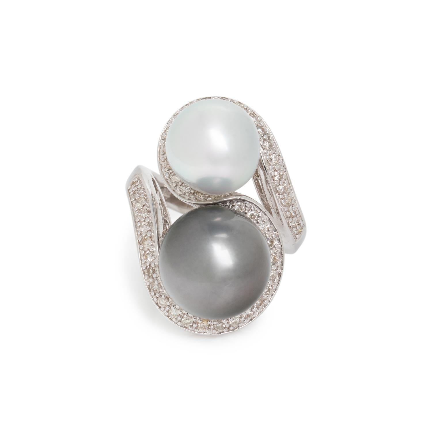 CULTURED PEARL AND DIAMOND RING