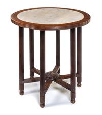 A Continental Walnut Table Height 30 x diameter of top 29 inches. — 19TH CENTURY