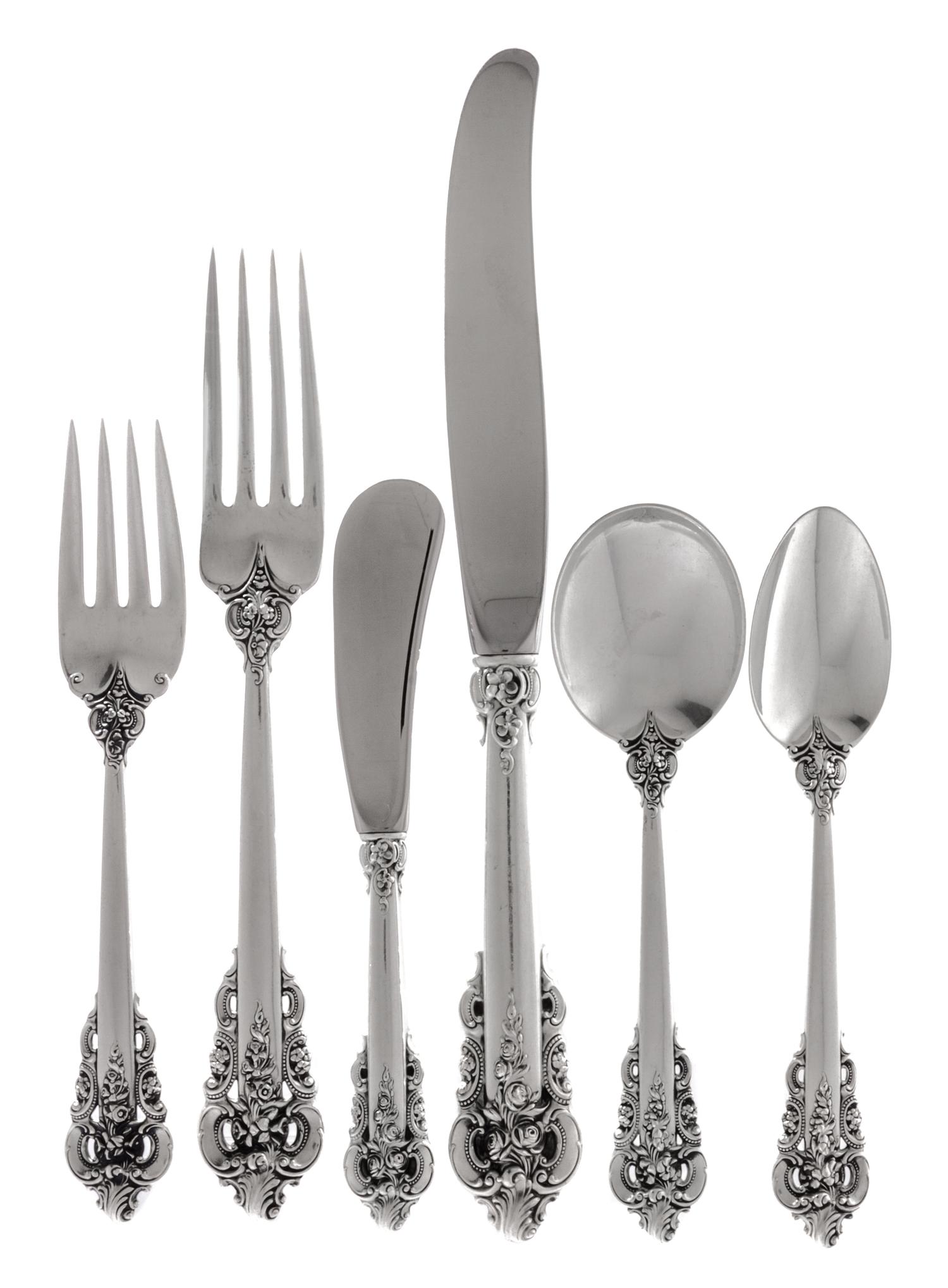 An American Silver Flatware Service, Wallace Silversmiths, Wallingford, CT, Grand Baroque pattern, comprising: 12 dinner knives 12 butt