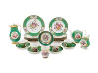 A Paris Porcelain Painted and Parcel Gilt Tea Service