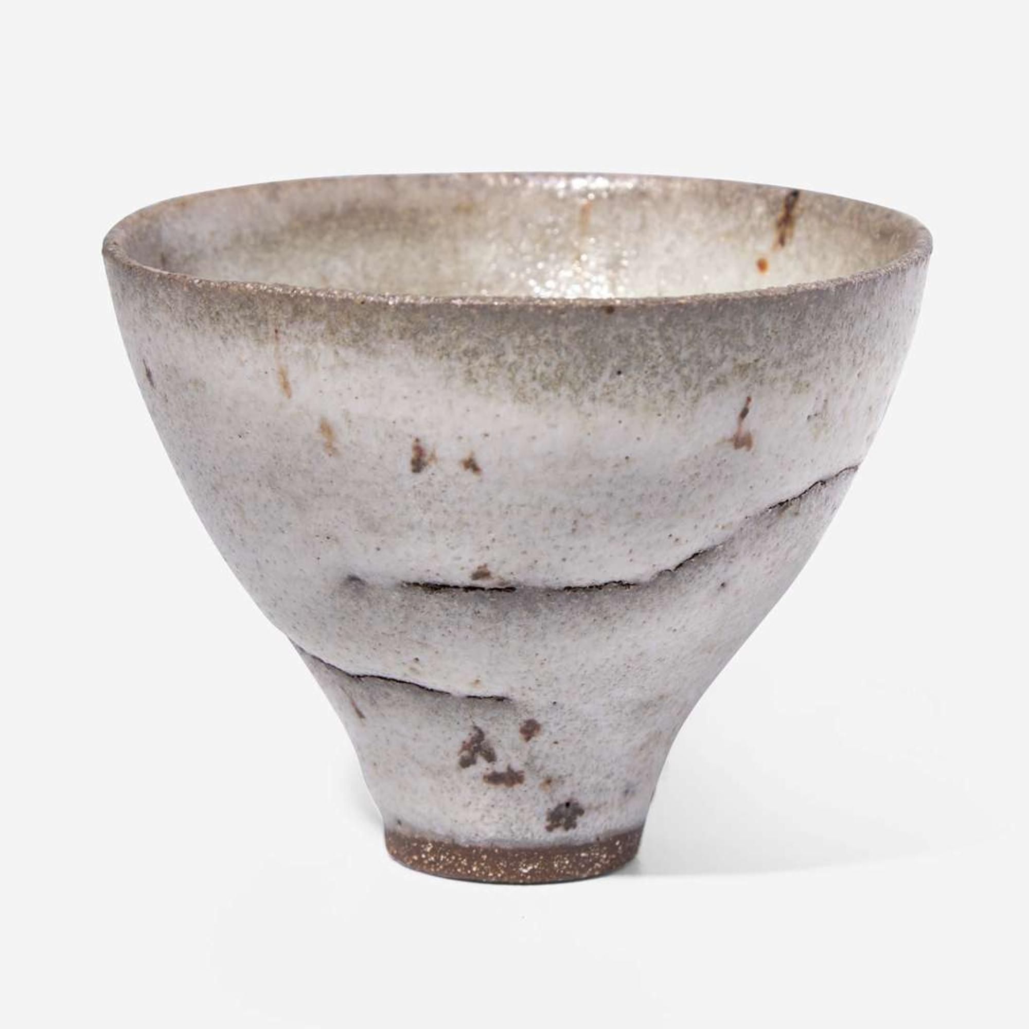 Lucie Rie (British, b. Austria, 1902-1995) A Small Flared Stoneware Bowl, UK, circa 1970