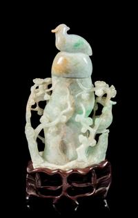 An Apple Green and Celadon Jadeite Covered Vase Height 9 3/8 inches. — 20TH CENTURY