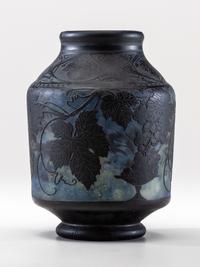 Barrel-Form Vase