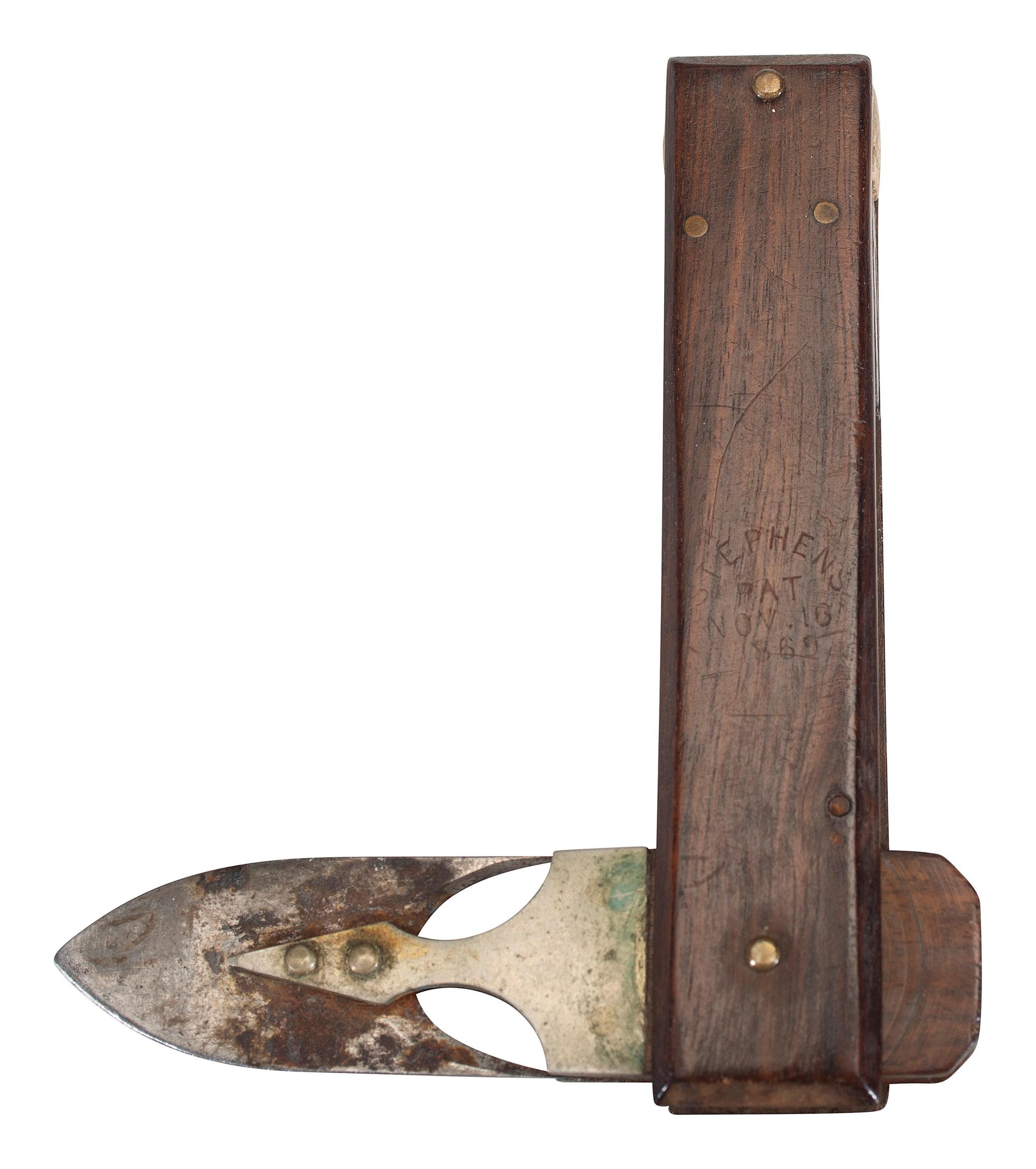 [CIVIL WAR]. Large collection of shaving utensils and personal items.