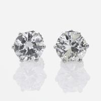 14K White Gold Diamond Stud Earrings