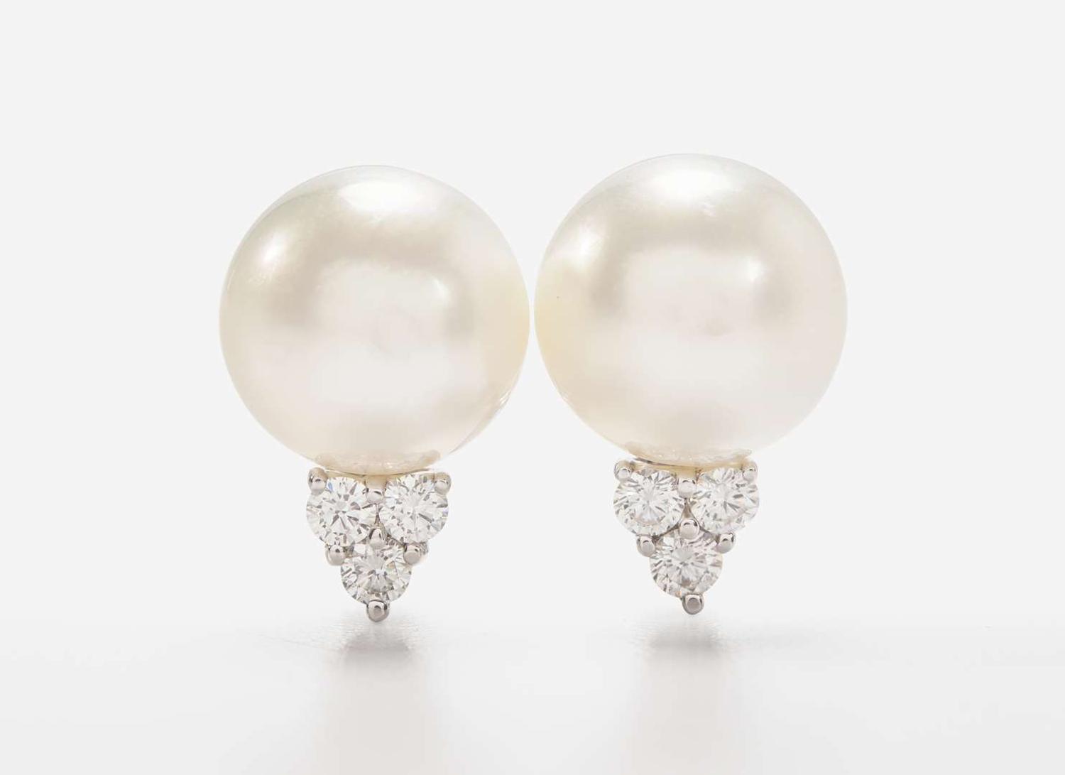 An 18K White Gold, South Sea Pearl, and Diamond Earrings and Necklace Suite