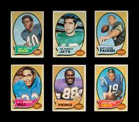 A Complete Set of 1970 Topps Football Cards (263/263)