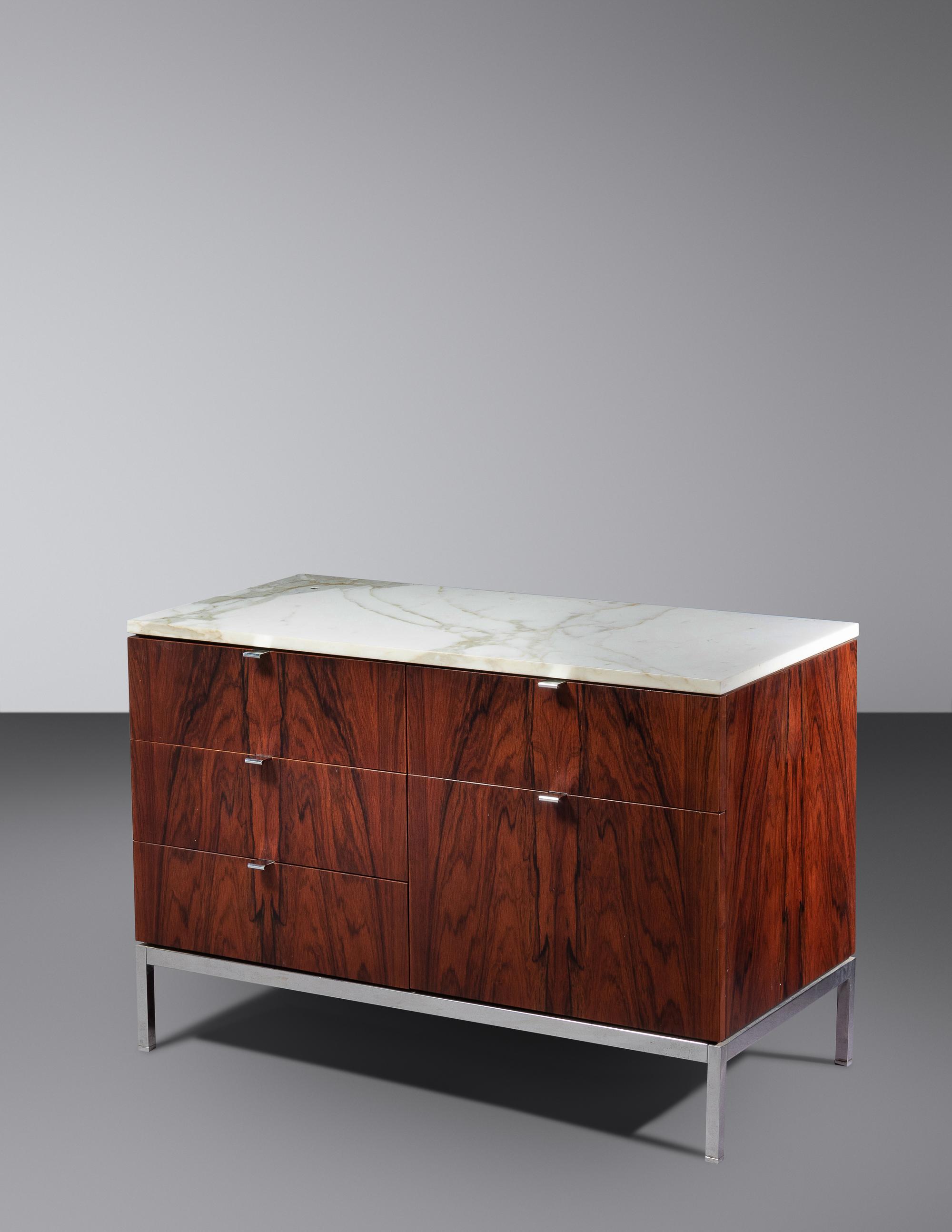 Cabinet Knoll Associates, USA