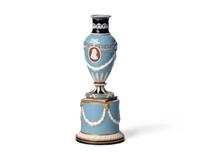 A Wedgwood Neoclassical Parcel-Gilt Urn