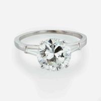 A Three Stone Diamond Ring 2.74 Carat Round Brilliant Diamond, GIA Certified