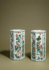 A Pair of Famille Verte Porcelain Hexagonal Hat Stands