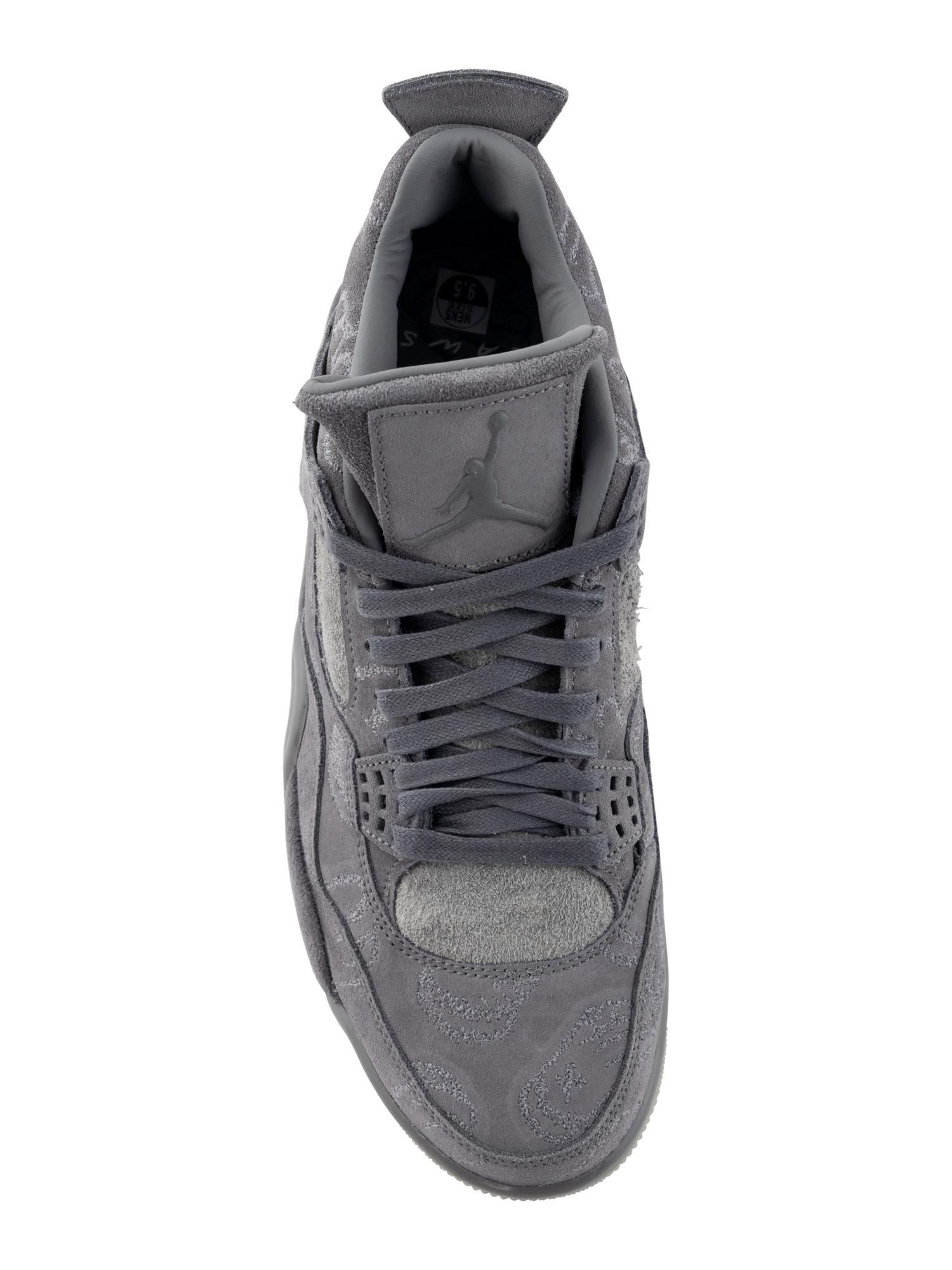 KAWS x Air Jordan 4 Retro