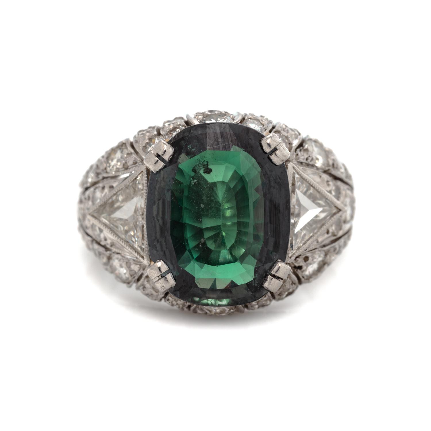 ALEXANDRITE AND DIAMOND RING