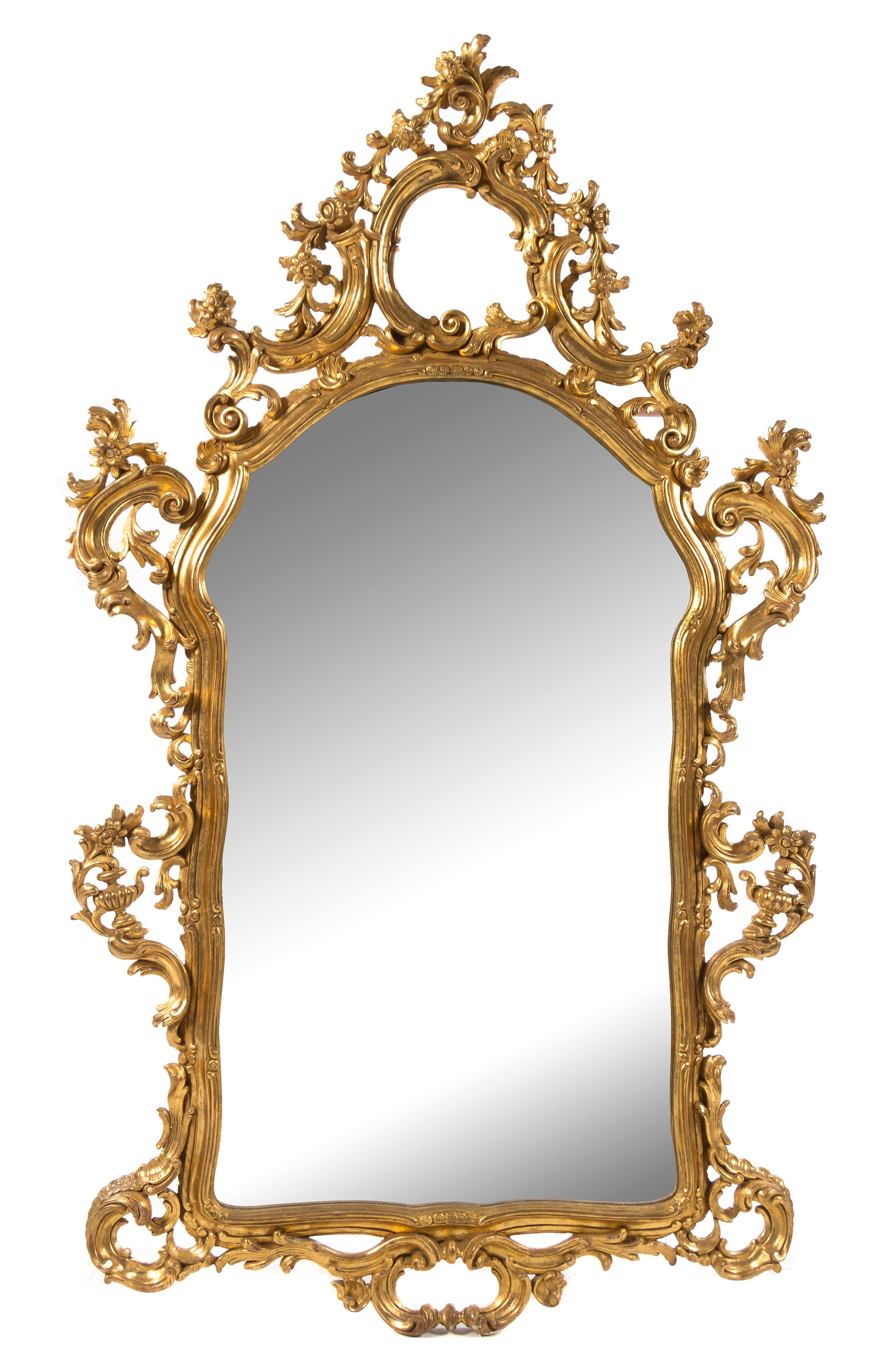 An Italian Baroque Style Giltwood Mirror — 20TH CENTURY