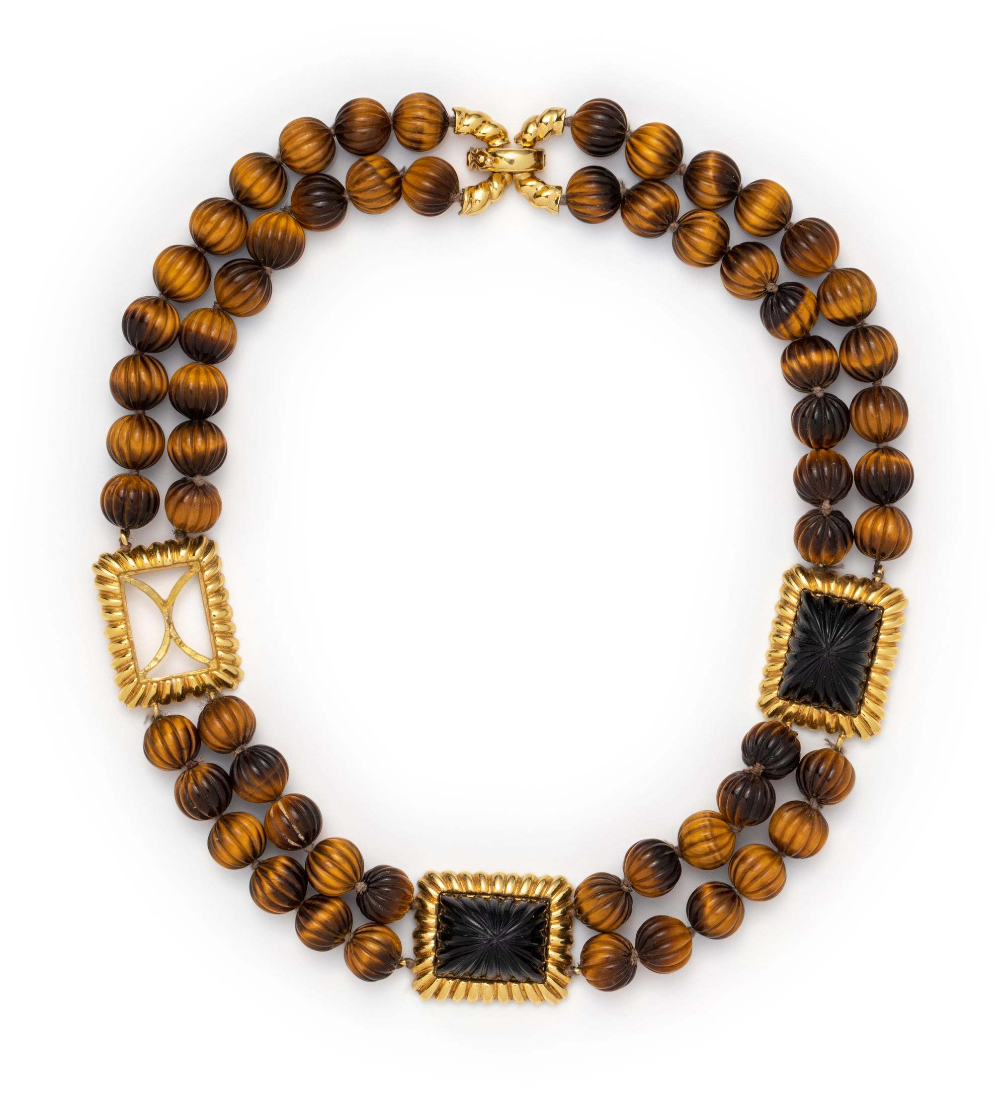 R. STONE, VINTAGE, TIGER'S EYE AND ONYX NECKLACE