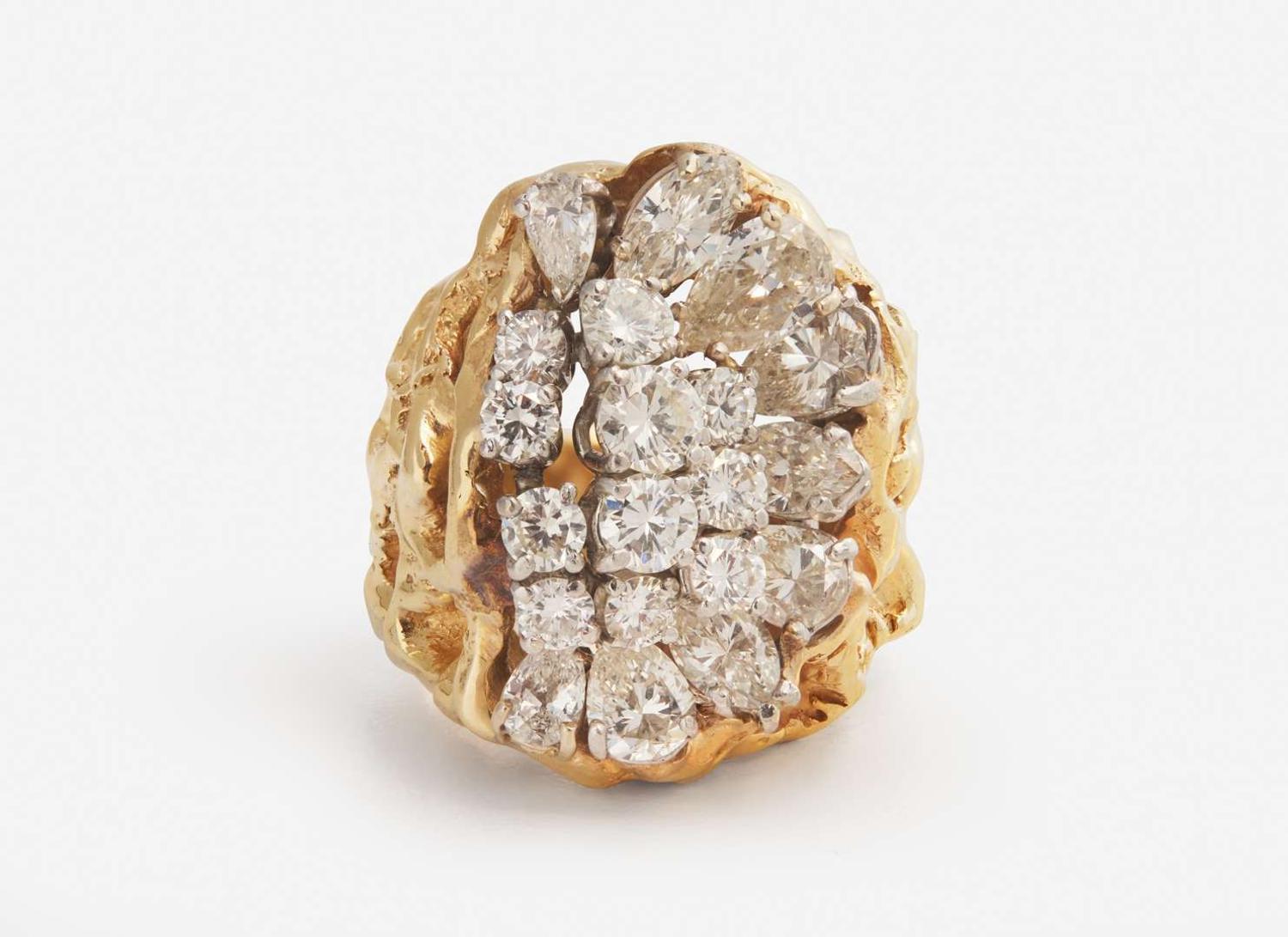 A Ladies 14K Yellow Gold and Diamond Cocktail Ring