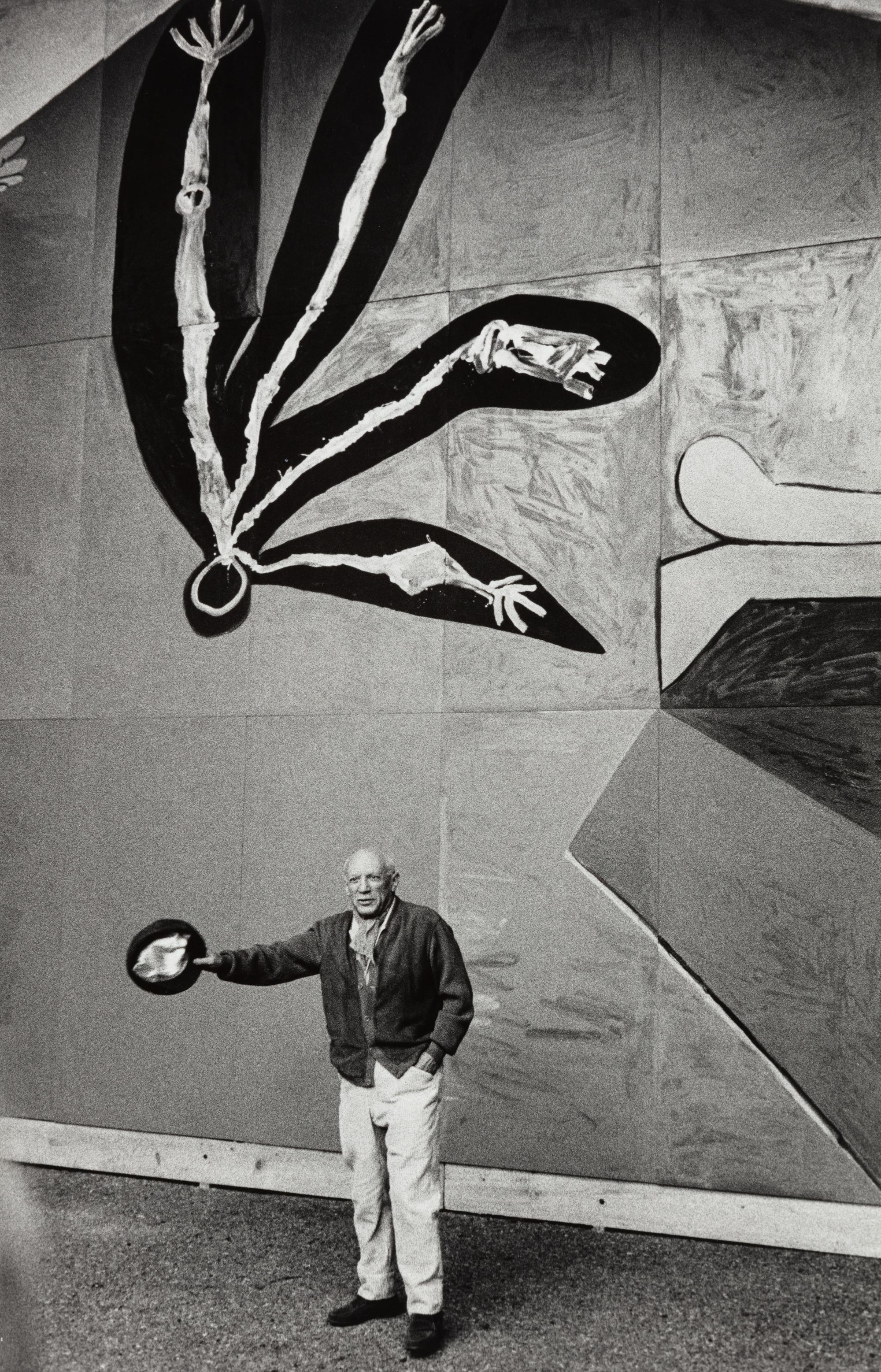 Inge Morath (1923-2002) Picasso unveiling mural for UNESCO, 1958
